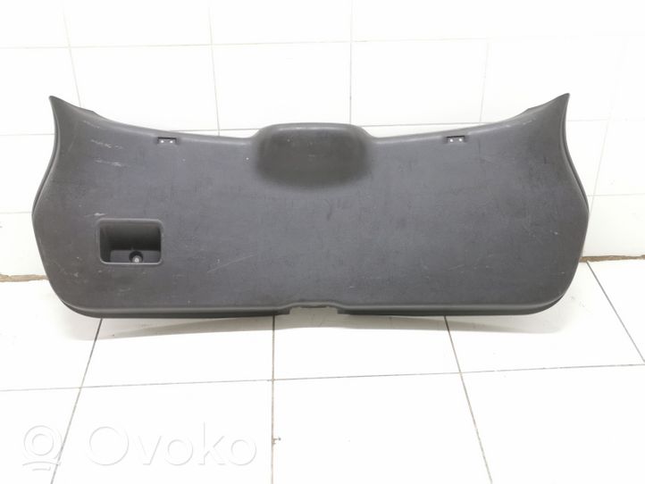 Nissan Qashqai Takaluukun alaosan verhoilu 90901JD000