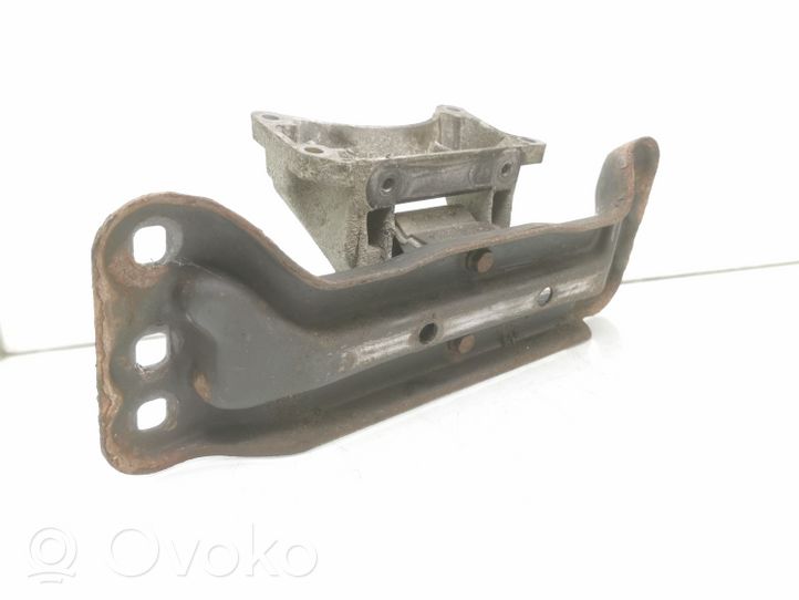 Mercedes-Benz E W211 Supporto di montaggio scatola del cambio A2112421001