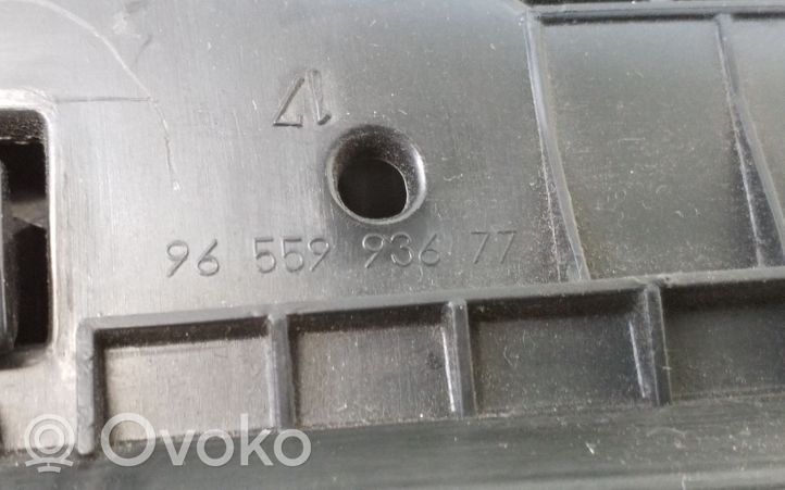 Peugeot 308 Hansikaslokerosarja 9655993677