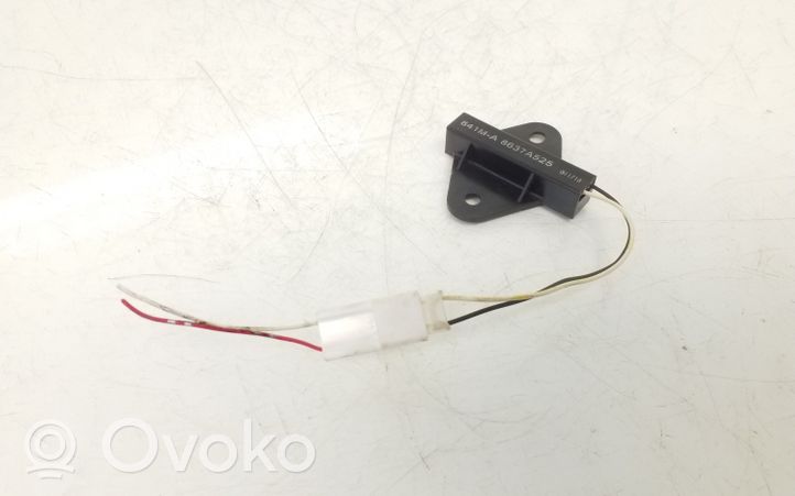 Mitsubishi ASX Antena GPS 841MA8637A525