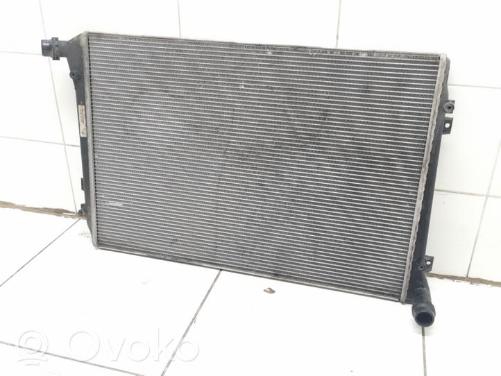 Volkswagen PASSAT B6 Radiatore di raffreddamento 3C0121253AK