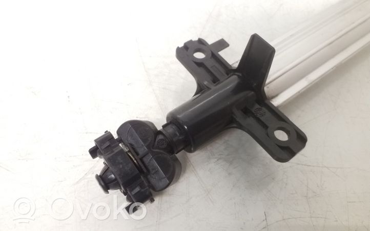 Fiat Scudo Ugello a spruzzo lavavetri per faro 1305601