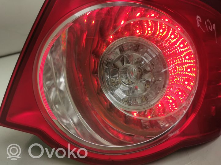 Volkswagen Jetta V Lampa tylna 1K5945096G