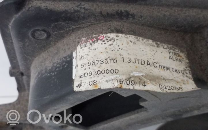 Opel Combo D Elektryczny wentylator chłodnicy 519673510