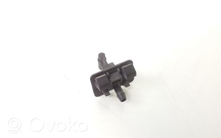 Opel Combo D Windshield washer spray nozzle 