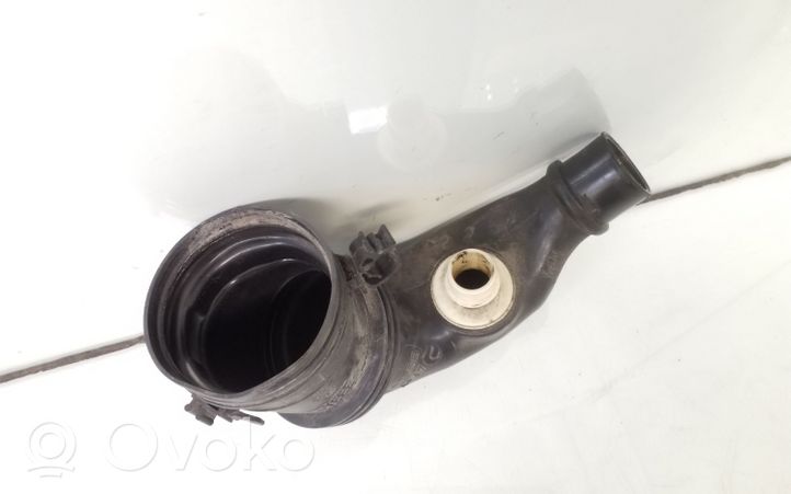 Opel Combo D Tube d'admission de tuyau de refroidisseur intermédiaire 51904555