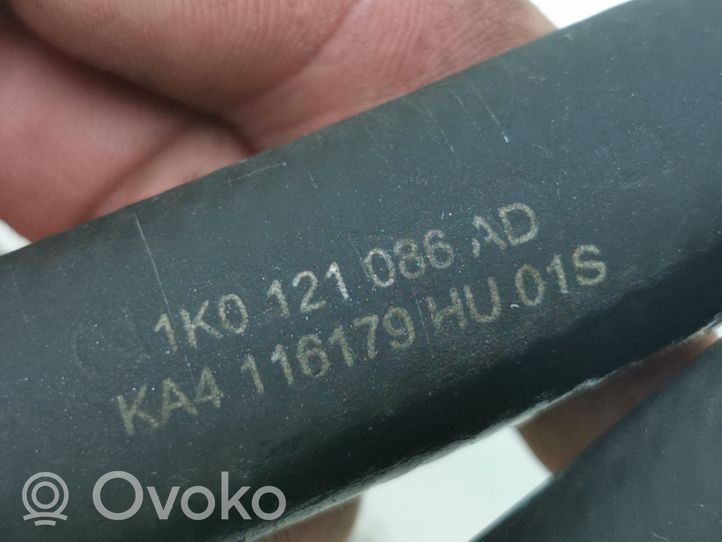 Volkswagen Touran I Moottorin vesijäähdytyksen putki/letku 1K0121086AD