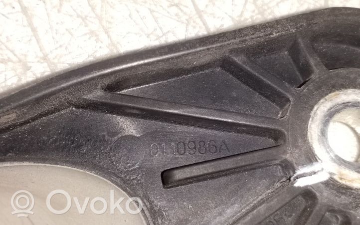 Volkswagen Touran I Soporte de apoyo/base del silenciador 0110986A