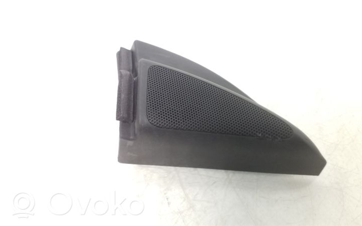 Toyota Avensis T250 Altro elemento di rivestimento della portiera anteriore 6749105060D