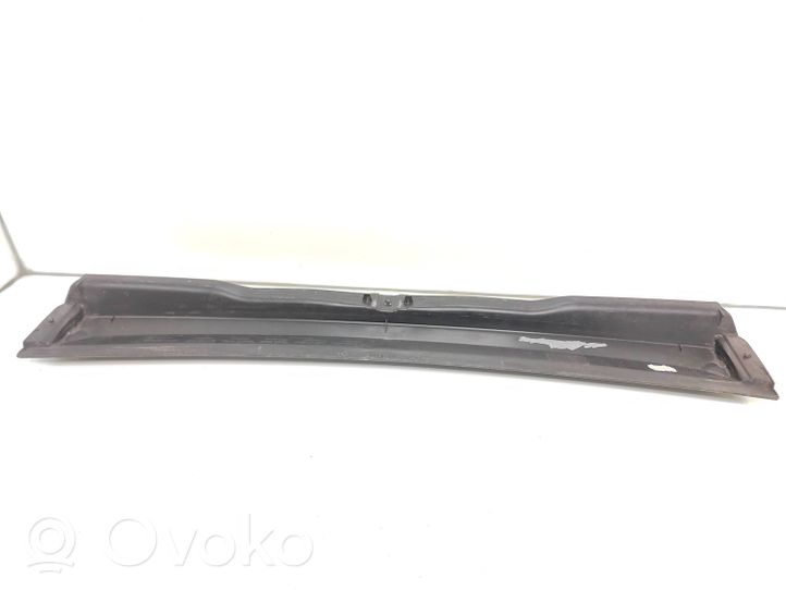 BMW 3 E46 Couvercle cache filtre habitacle 8363423