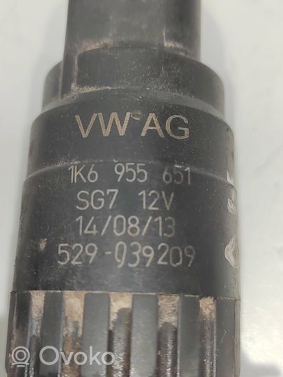 Volkswagen Golf VII Headlight washer pump 1K6955651