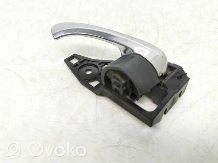 Toyota RAV 4 (XA30) Priekinė atidarymo rankenėlė (vidinė) 