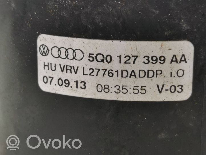Volkswagen Golf VII Obudowa filtra paliwa 5Q0127399AA