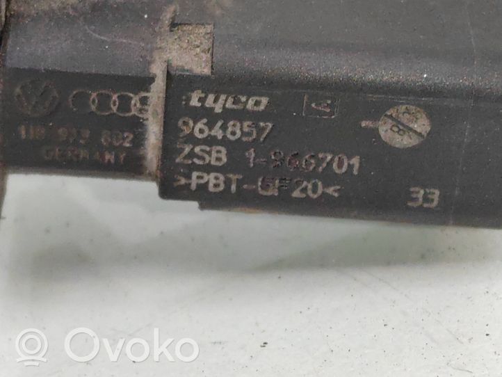 Volkswagen PASSAT B6 Chiusura/serratura vano motore/cofano 3C1823487