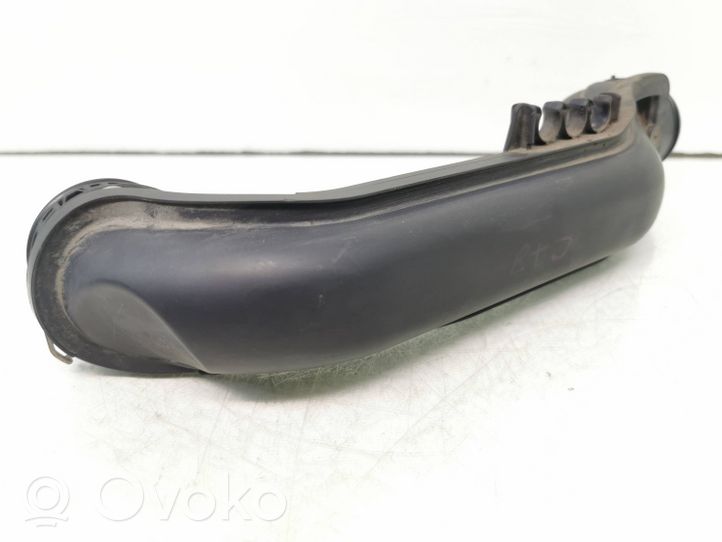 Volkswagen PASSAT B6 Tube d'admission de tuyau de refroidisseur intermédiaire 3C0145770E