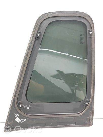 Chevrolet Orlando Rear side window/glass 95026342