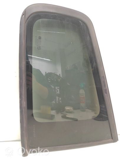 Chevrolet Orlando Rear side window/glass 95026342