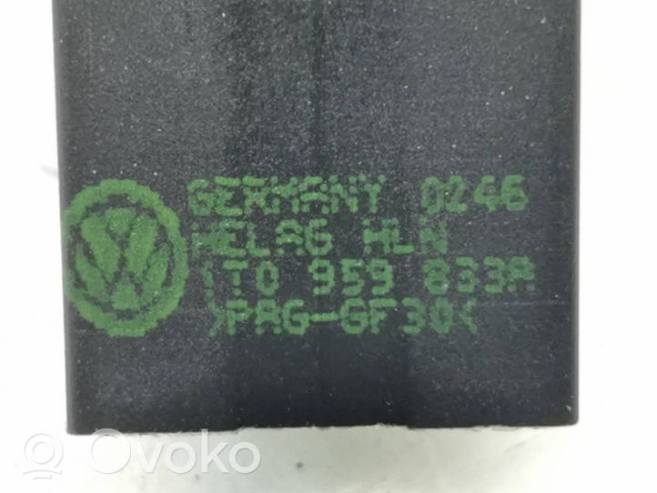 Volkswagen Golf Plus Degalų bako atidarymo jungtukas 1t0959833A
