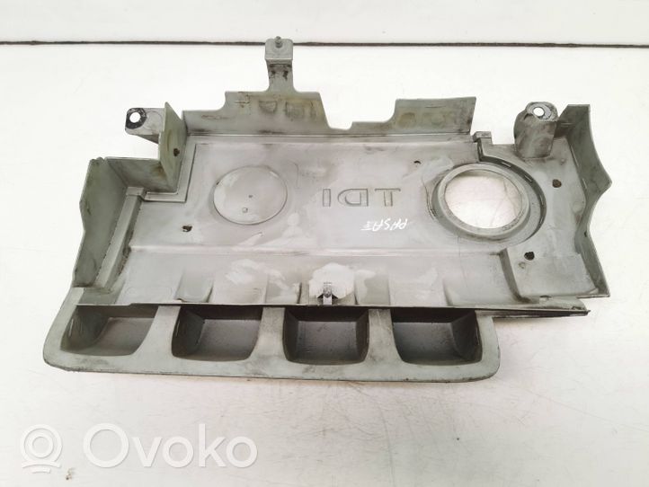 Volkswagen Touran I Couvercle cache moteur 03G103967C