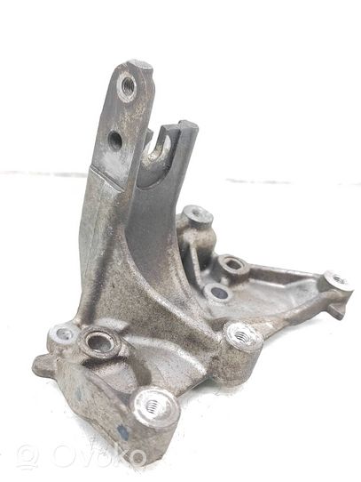 Ford Mondeo MK IV Supporto di montaggio della pompa del servosterzo 9656392880