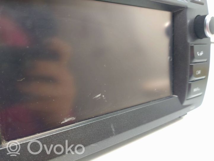 Toyota Auris E180 Panel / Radioodtwarzacz CD/DVD/GPS 8614002030