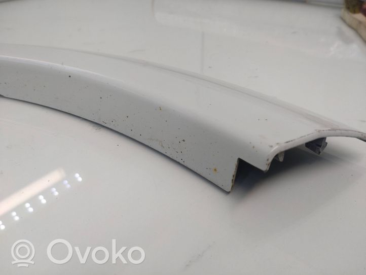 Volvo C30 Moldingas ant galinio sparno 30779141