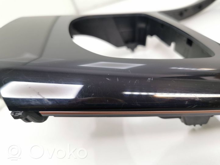 Mercedes-Benz EQC Hansikaslokeron koristelista A2936800700