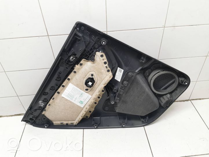 Volkswagen Tiguan Takaoven verhoilu 5NA867212K