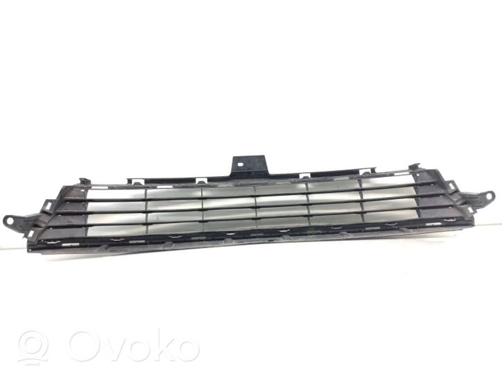 Toyota Auris E180 Front bumper lower grill 5311202670