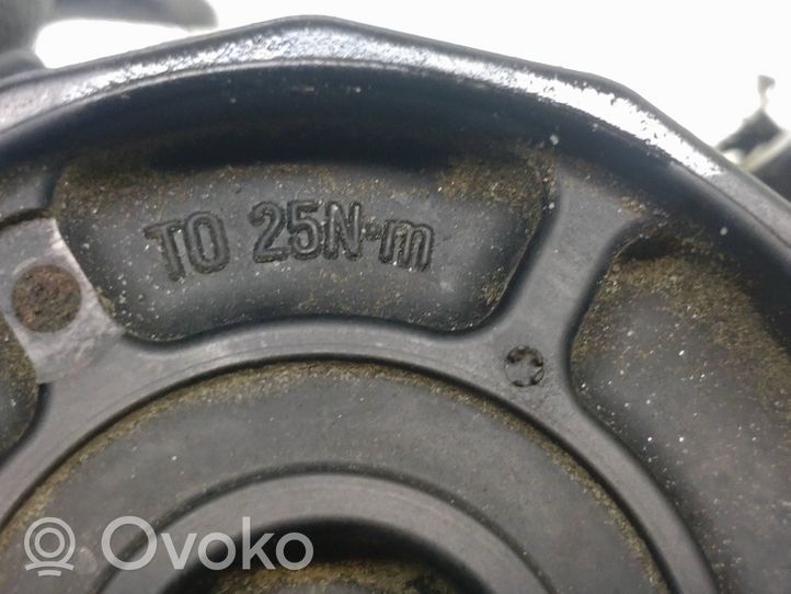 Toyota Auris E180 Support de filtre à huile T025nm