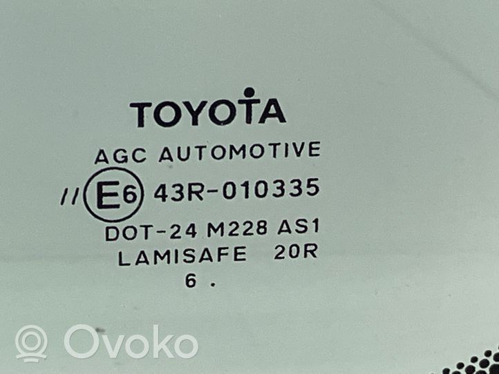 Toyota Auris E180 Tuulilasi/etulasi/ikkuna 43R010335