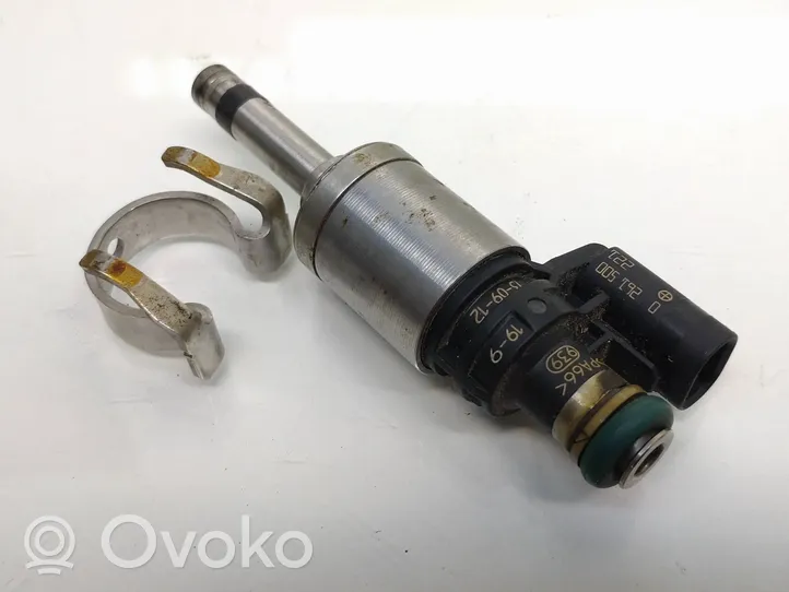 Ford Focus Fuel injector DM5G9F593AA