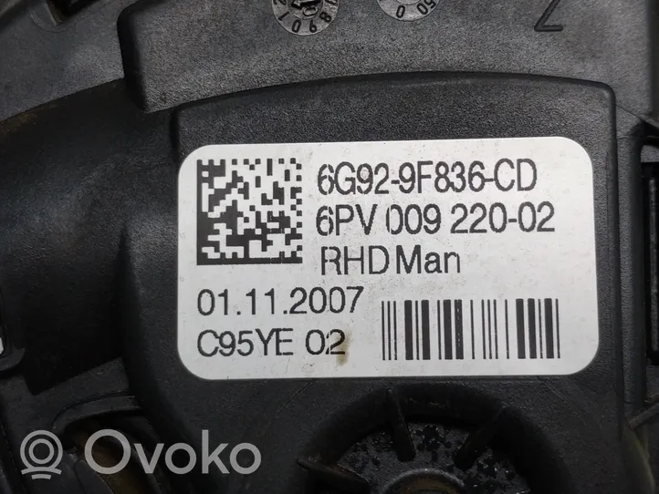 Volvo XC70 Akceleratoriaus pedalas 6G929F836CD