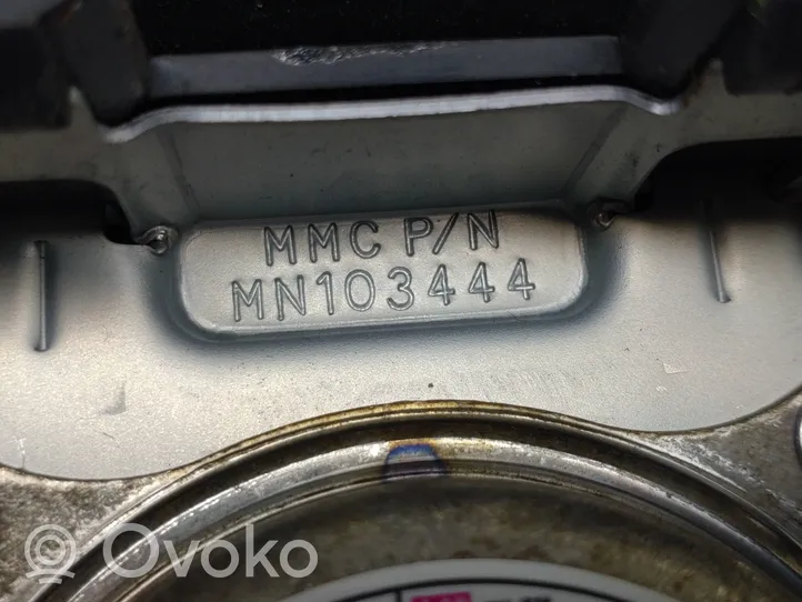 Mitsubishi Grandis Ohjauspyörän turvatyyny Mn103444