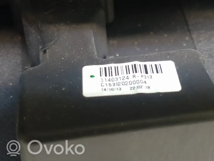 Volvo V60 Garniture de panneau carte de porte avant 8635857