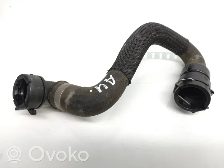 Volvo V60 Tuyau de liquide de refroidissement moteur 31305162