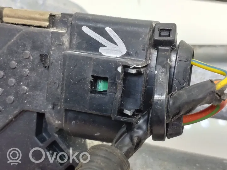 Volvo V60 Mechanizm i silniczek wycieraczek szyby przedniej / czołowej 3397021173