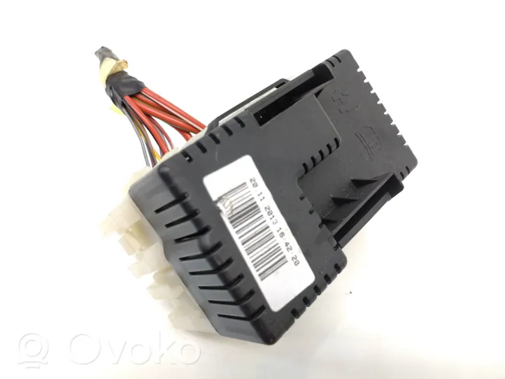 Volvo V60 Module de fusibles 6G9T14K131AB