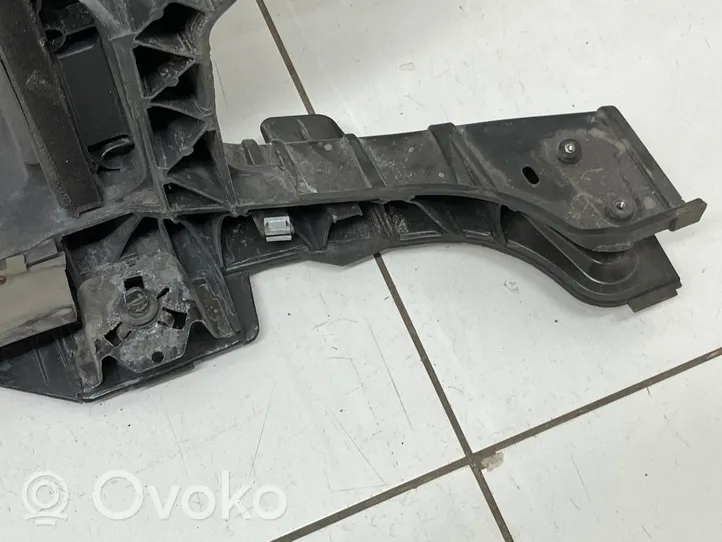 BMW 1 E81 E87 Pannello di supporto del radiatore 7193748