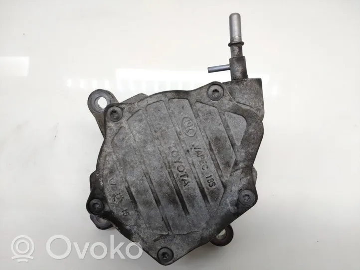 Toyota Avensis T250 Alipainepumppu 05110728