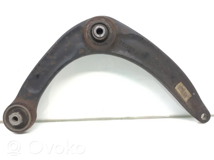 Citroen Berlingo Fourchette, bras de suspension inférieur avant 566792