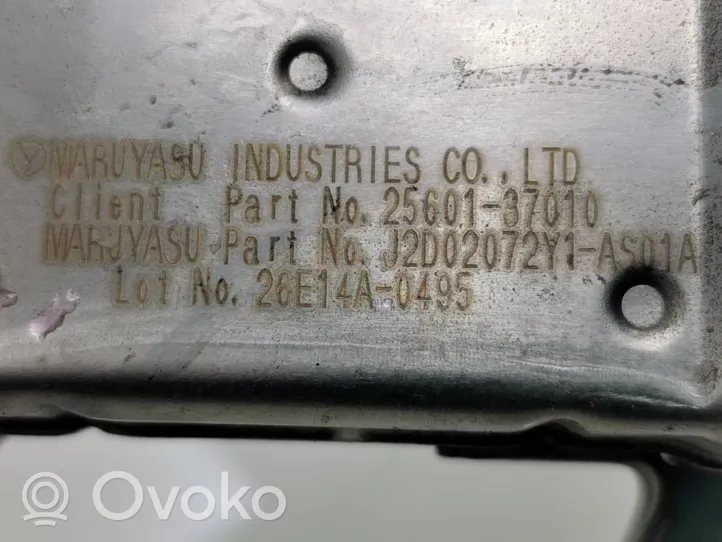 Toyota Auris E180 Valvola di raffreddamento EGR 2560137010