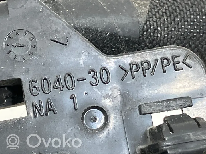 Toyota Auris E180 Dzinēja vadu instalācija 