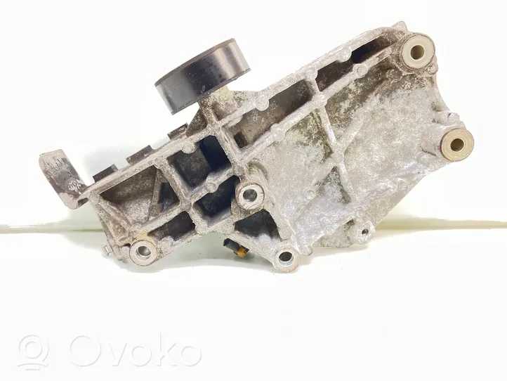 Alfa Romeo 159 Support de compresseur de clim 55197248