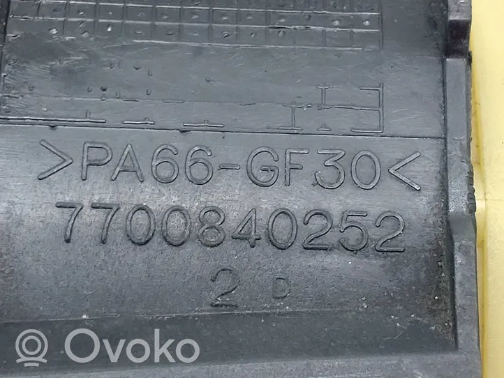 Opel Vivaro Ohjaustehostimen nestesäiliö 7700782884