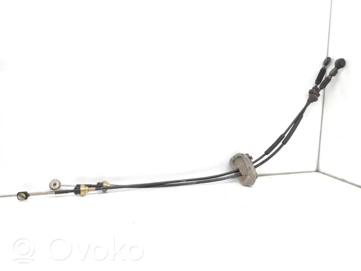 Opel Vivaro Gear shift cable linkage M610439D