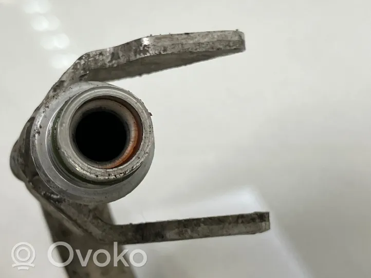 Opel Vivaro Linea/tubo servosterzo 8200079707