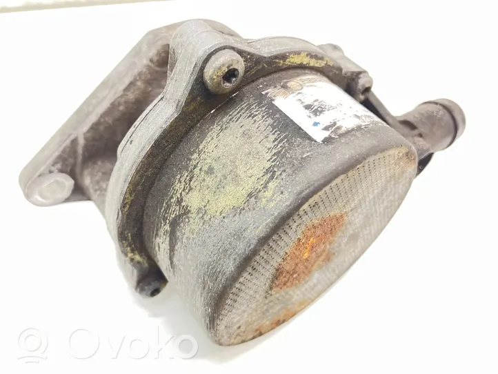 Opel Vivaro Vacuum pump 