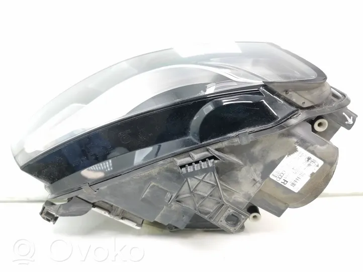 Audi A4 S4 B8 8K Lampa przednia 8K0941004G