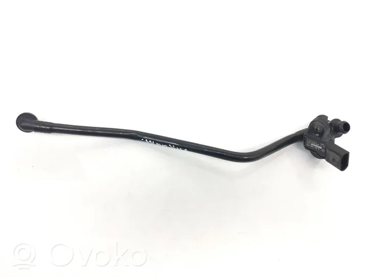 Audi A4 S4 B8 8K Tuyau sous vide 8K1611931G